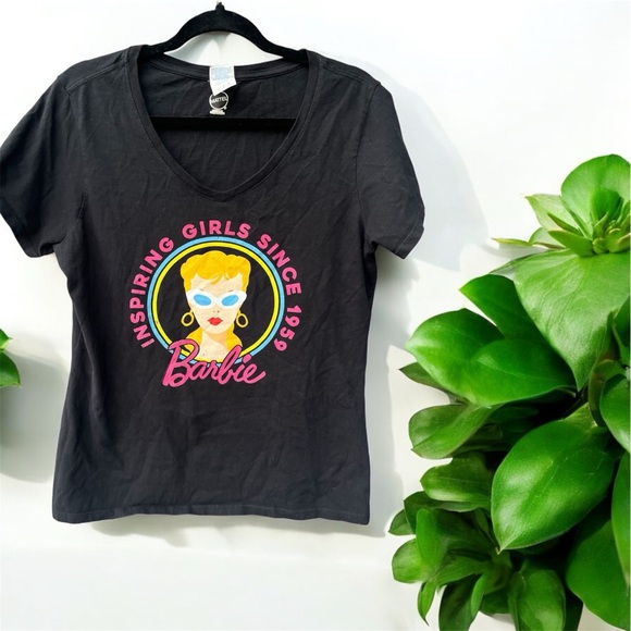 Mattel Tops - Barbie V-Neck Graphic Tee Large